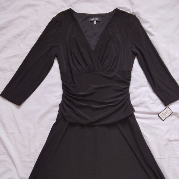 EXPRESS Black Dress Gathered Waist 3/4 Sleeve Fit And Flare Womens Size 6 - Picture 2 of 12